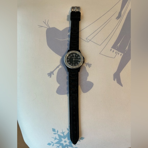 Black rubber/silicon watch - Picture 2 of 3